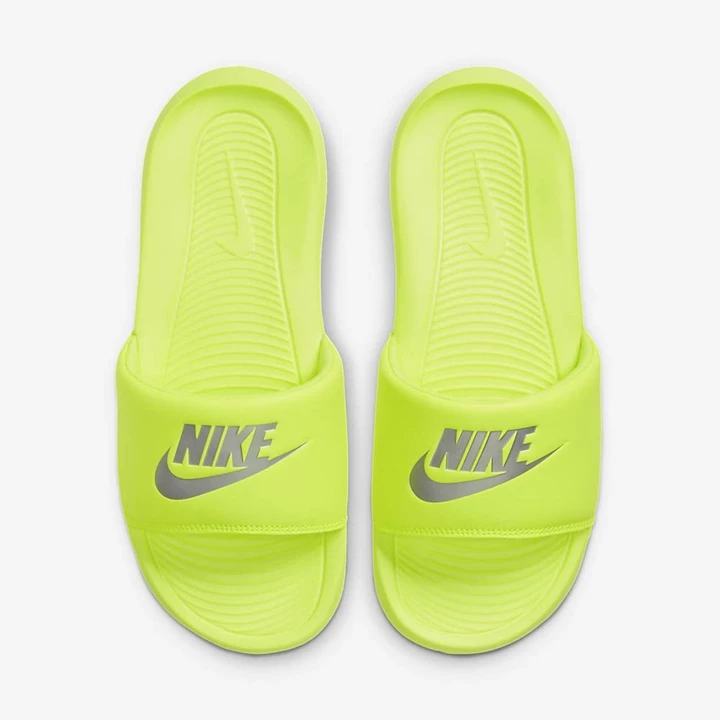 Nike Victori One Papucs Női Volt/Volt/Chrome | HU4257396